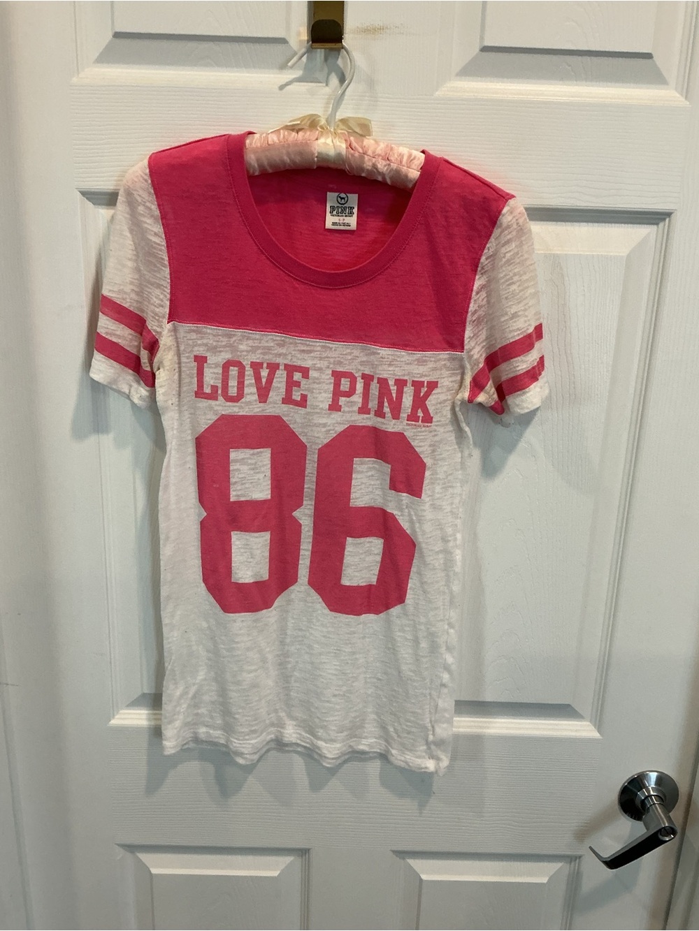 PINK Victoria's Secret Juniors' 'Love Pink 86' Short Sleeve Tee - Pink & White
